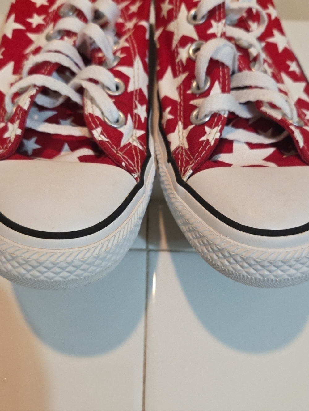 Converse All Star Red White Stars Low Top Sneakers Men's Sz 8 Women's 10 Chuck T - Picture 8 of 13
